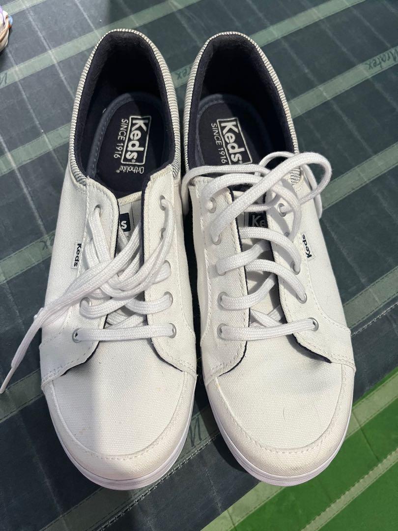 For sale 2nd hand rubber shoes all original po, Women's Fashion