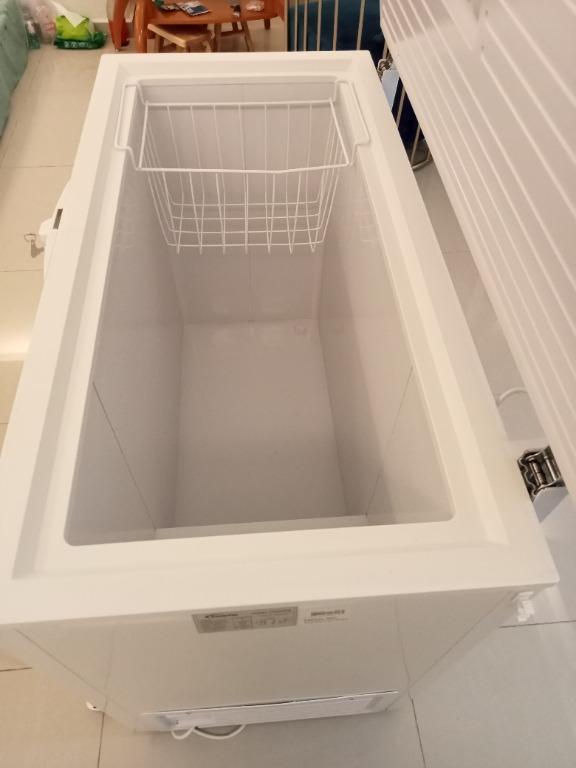 ★free deliver★250L chest freezer with deliver, TV & Home Appliances, Kitchen Appliances