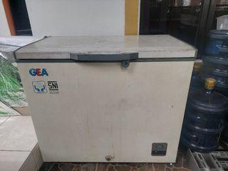 Freezer box 220l gea