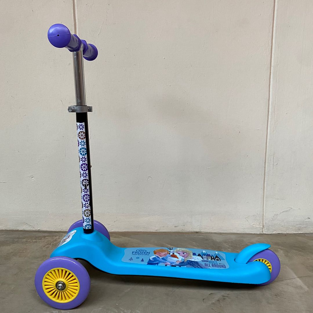 Frozen Kids Scooter, Sports Equipment, Sports & Games, Skates