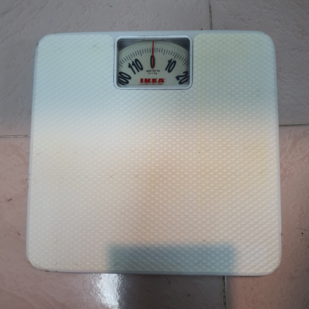 IKEA KILAN weighing machine, Health & Nutrition, Health Monitors