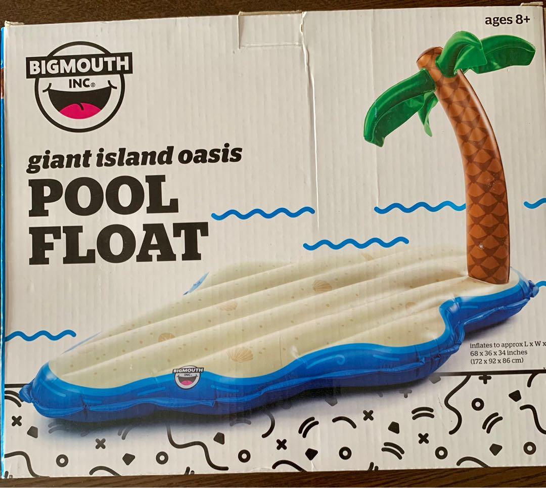 Island pool float, Sports Equipment, Sports & Games, Water Sports on