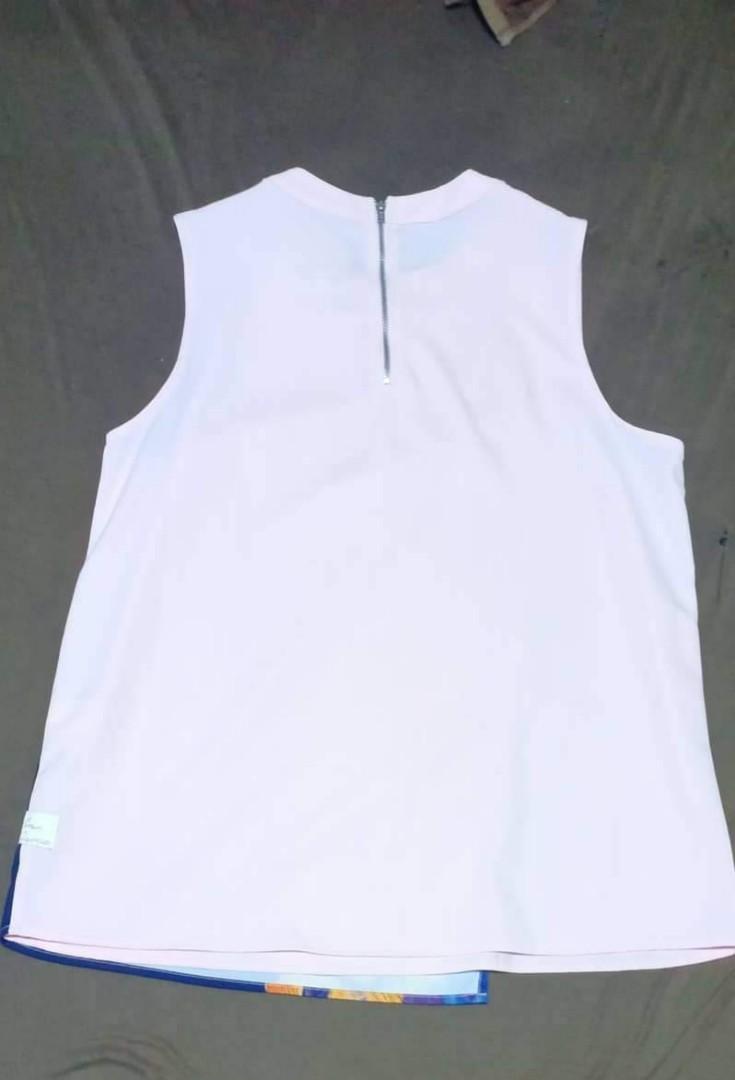 kamiseta sleeveless (Category: Blouses) located in Tuguegarao City. Submitted by dami_tera (Listing ID 1167288418, Image 3). Description: no flaws last price posted pls respect price + sf.