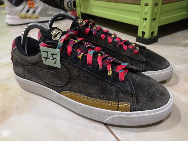 Kasut Nike Blazer Low Chinese New year 7.5uk RM78 Men s