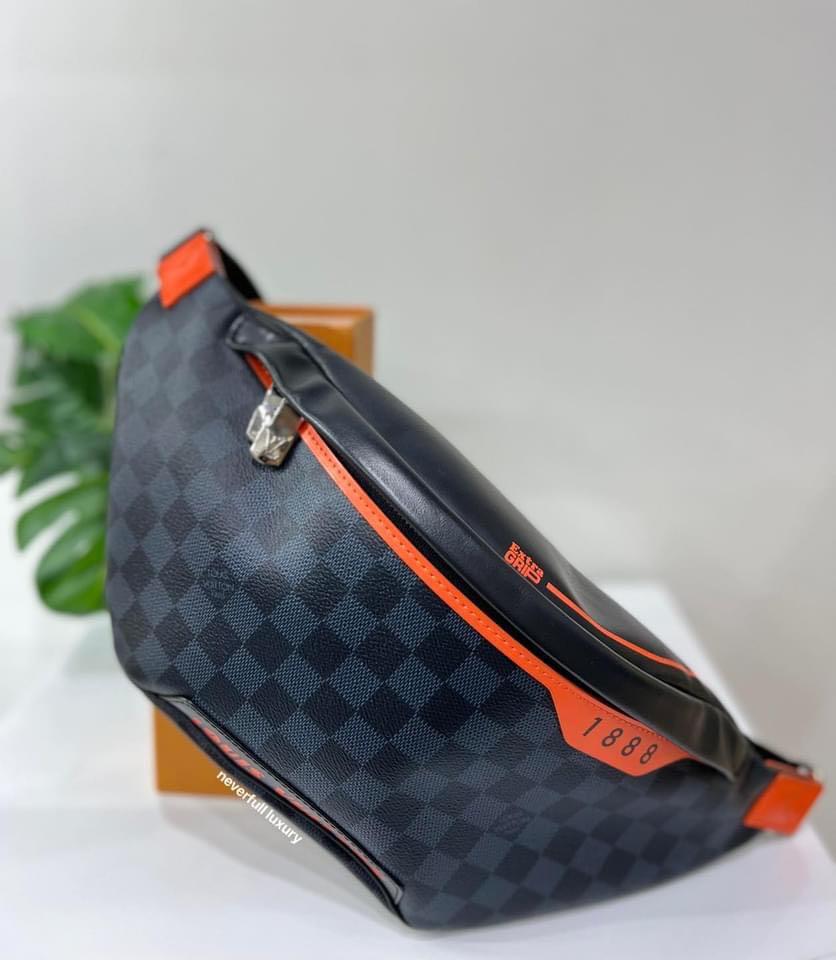 Louis Vuitton, Bags, Louis Vuitton N470 Damier Cobalt Gymbackpack
