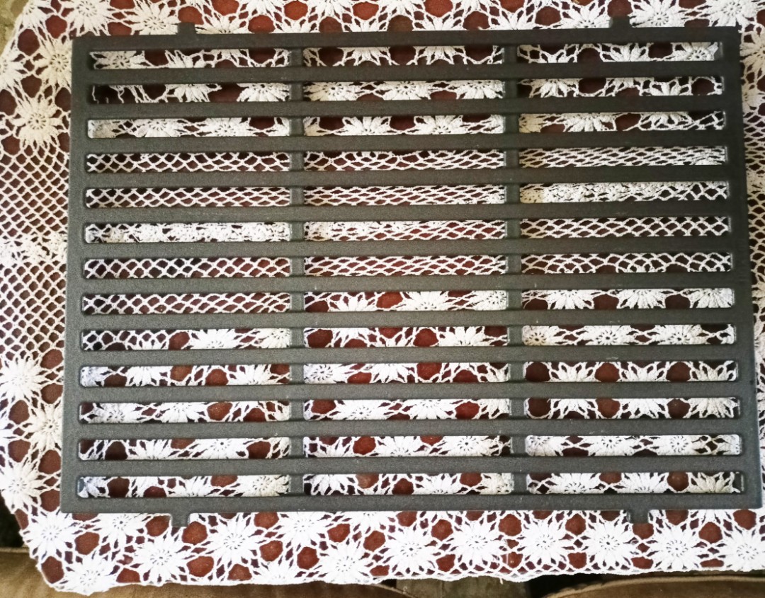 New Cast Iron Grill Grates, TV & Home Appliances, Kitchen Appliances