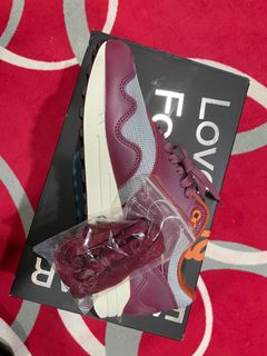 (Category: ) located in . Submitted by hype53_store (Listing ID 1167392496, Image 1). Description: .