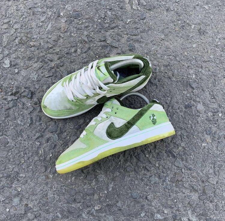 NIKE SB STRANGELOVE SKATEBOARDS SIZE 38 
