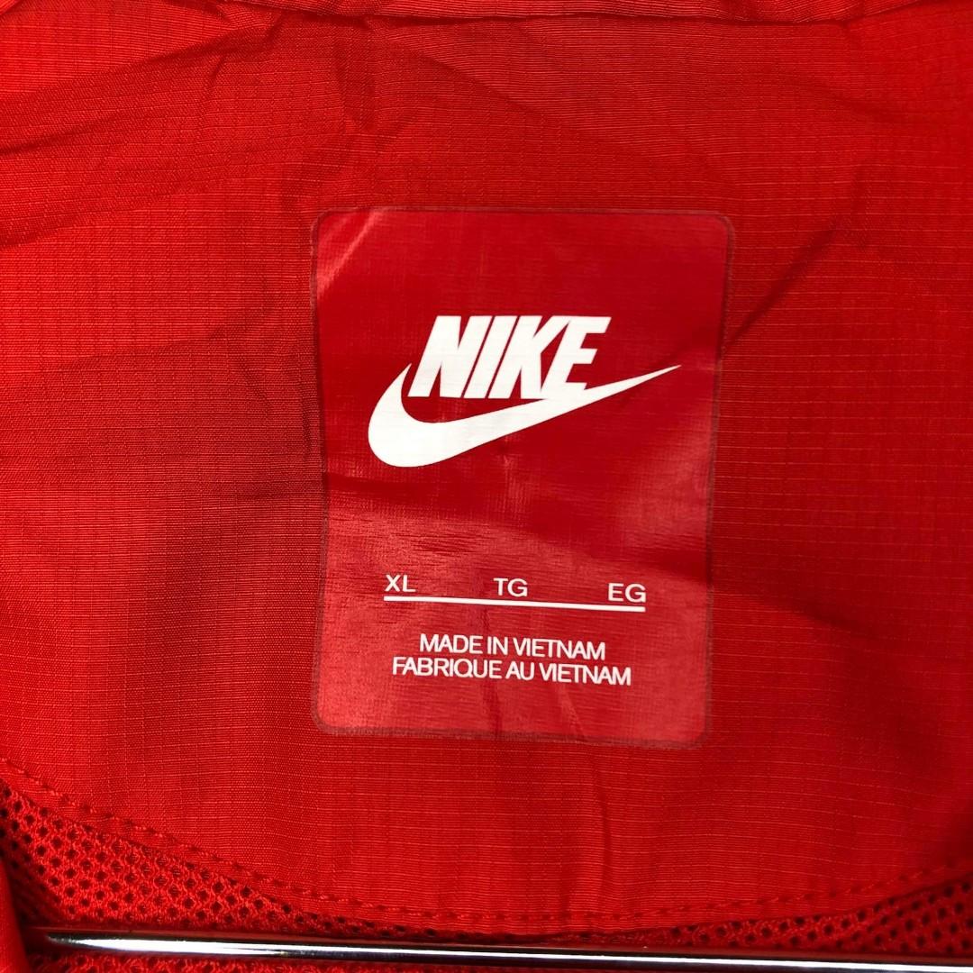 nike windbreaker fleece