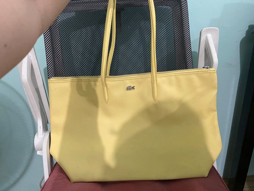 Orig Lacoste Horizontal Tote Bag, Luxury, Bags & Wallets on Carousell