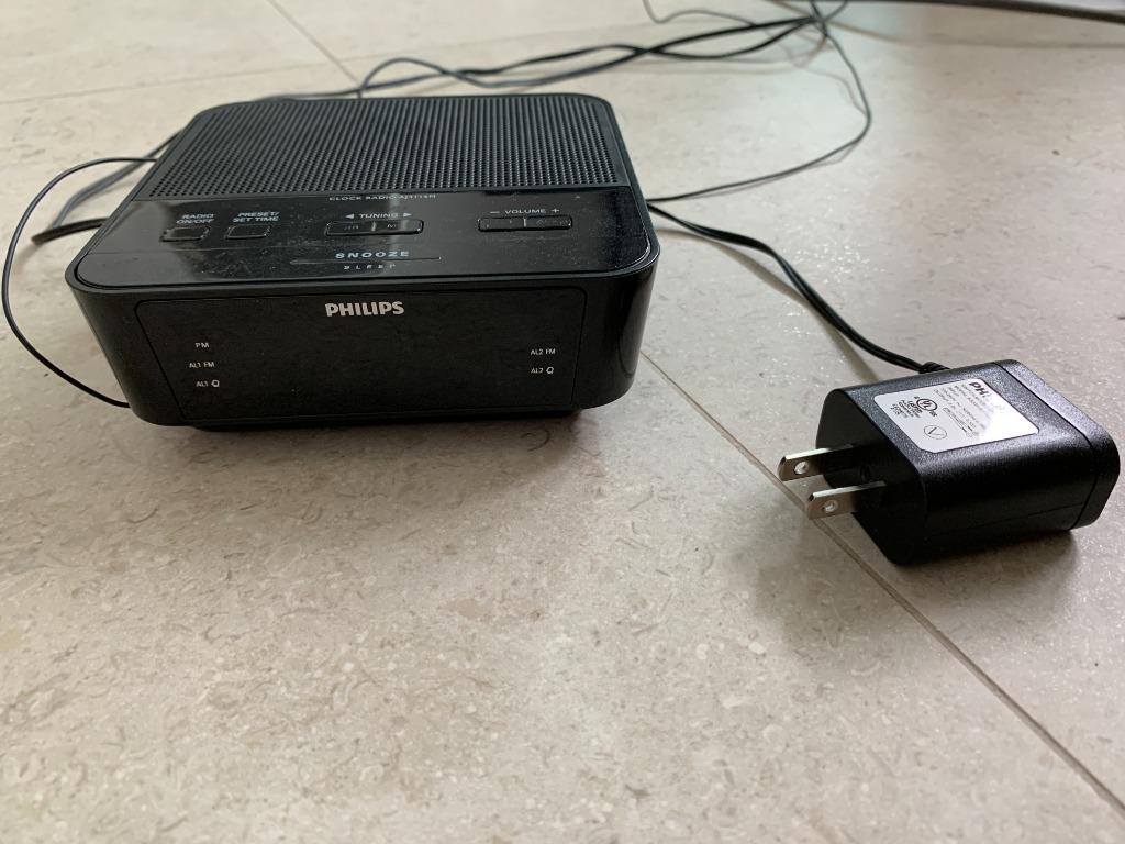 Philips Clock Radio (AJ3116M/37), Audio, Other Audio Equipment on Carousell