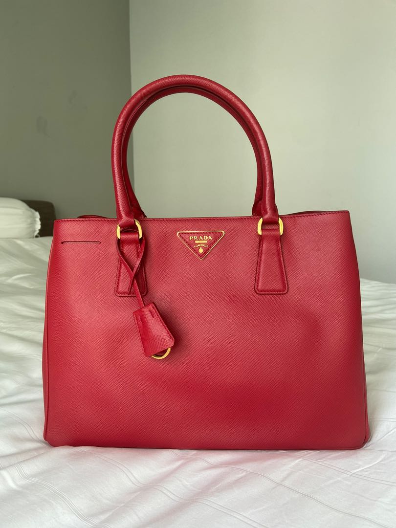 Red prada new arrivals saffiano