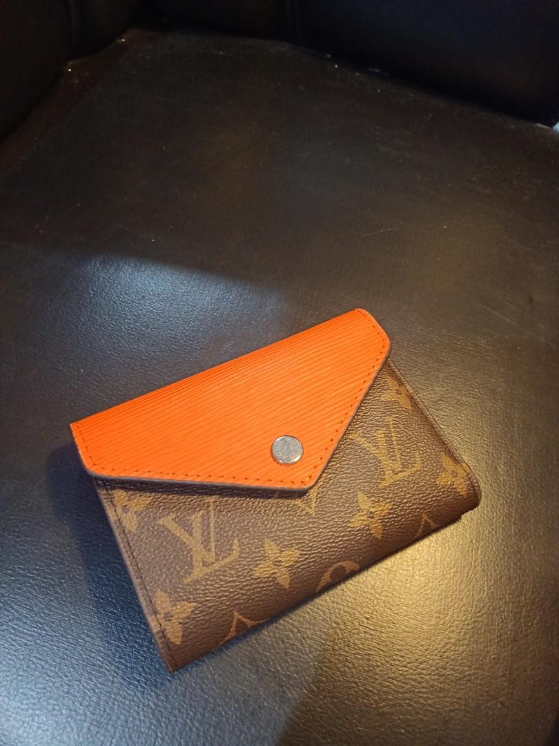 Preloved lv envelope mono (Category: Luxury Bags & Wallets) located in Cebu City. Submitted by day.98 (Listing ID 1167376508, Image 1). Description: 🇯🇵from japan surplus 🇯🇵genuine leather 🇯🇵coded 🇯🇵meduim size 🇯🇵two tone color 🇯🇵with dust bag.