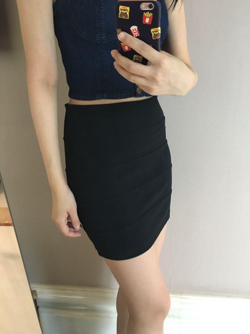 Preloved Rok Bandage Mini Skirt TOPSHOP Fashion Wanita BanyakPembeli Fesyen Wanita Pakaian Wanita Gaun Rok di Carousell