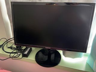 （分類：）位於 。 由 laisellit 提交（商品編號 1167292243，圖片 1）。簡介： 。