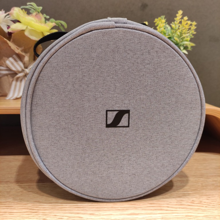 Sennheiser Headphone Case (SemiHard), Audio, Portable Audio