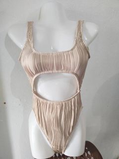 (Category: ) located in . Submitted by shop.handledwithcare (Listing ID 1167219669, Image 1). Description: .