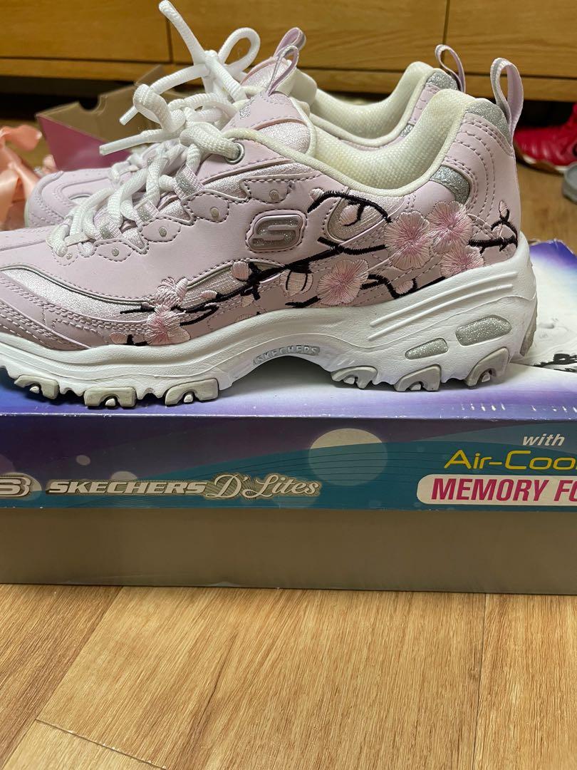 skechers d lites soft blossom