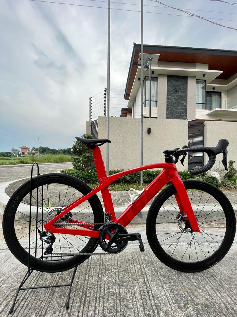 Trek Madone SL6 2022 Sports Equipment Bicycles Parts Bicycles
