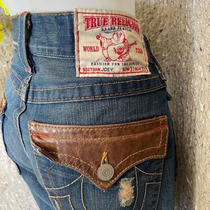 True Religion distressed Pants (Category: Jeans) located in Cotabato. Submitted by thefashionproject88 (Listing ID 1167349963, Image 3). Description: Style: True Religion Pants Condition: EUC Size: 32” Mine @ Php 480 ☝🏻accessories not included Note: For Preowned/Used Items, please manage your expectation. If you are meticulous w/ flaws or used clothing, I suggest you bid on a new or excellent used condition items to save us all the hassle. Thank