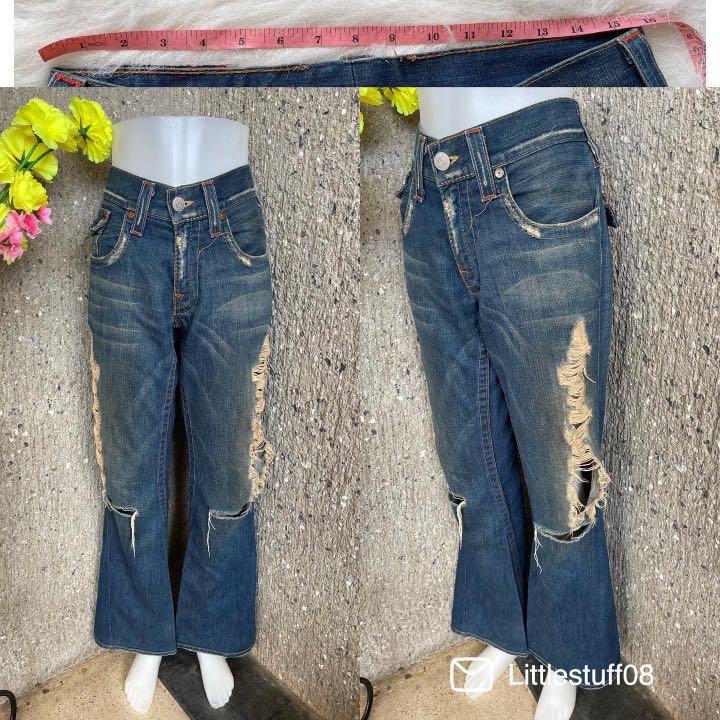 True Religion distressed Pants (Category: Jeans) located in Cotabato. Submitted by thefashionproject88 (Listing ID 1167349963, Image 1). Description: Style: True Religion Pants Condition: EUC Size: 32” Mine @ Php 480 ☝🏻accessories not included Note: For Preowned/Used Items, please manage your expectation. If you are meticulous w/ flaws or used clothing, I suggest you bid on a new or excellent used condition items to save us all the hassle. Thank