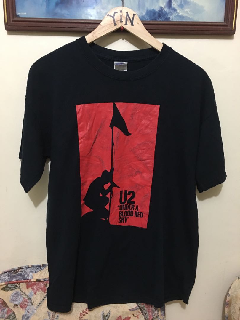 U2 ALBUM COVER TEE 2009, Men's Fashion, Tops & Sets, Tshirts & Polo Shirts on Carousell