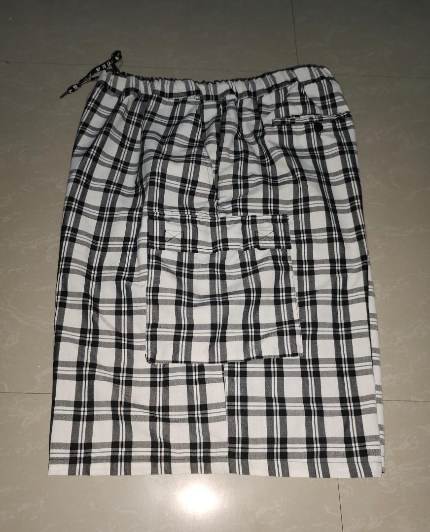 Yago shop plaid shorts