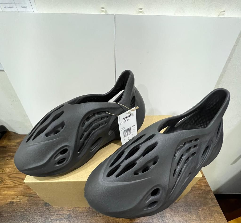 foam runners onyx sizing