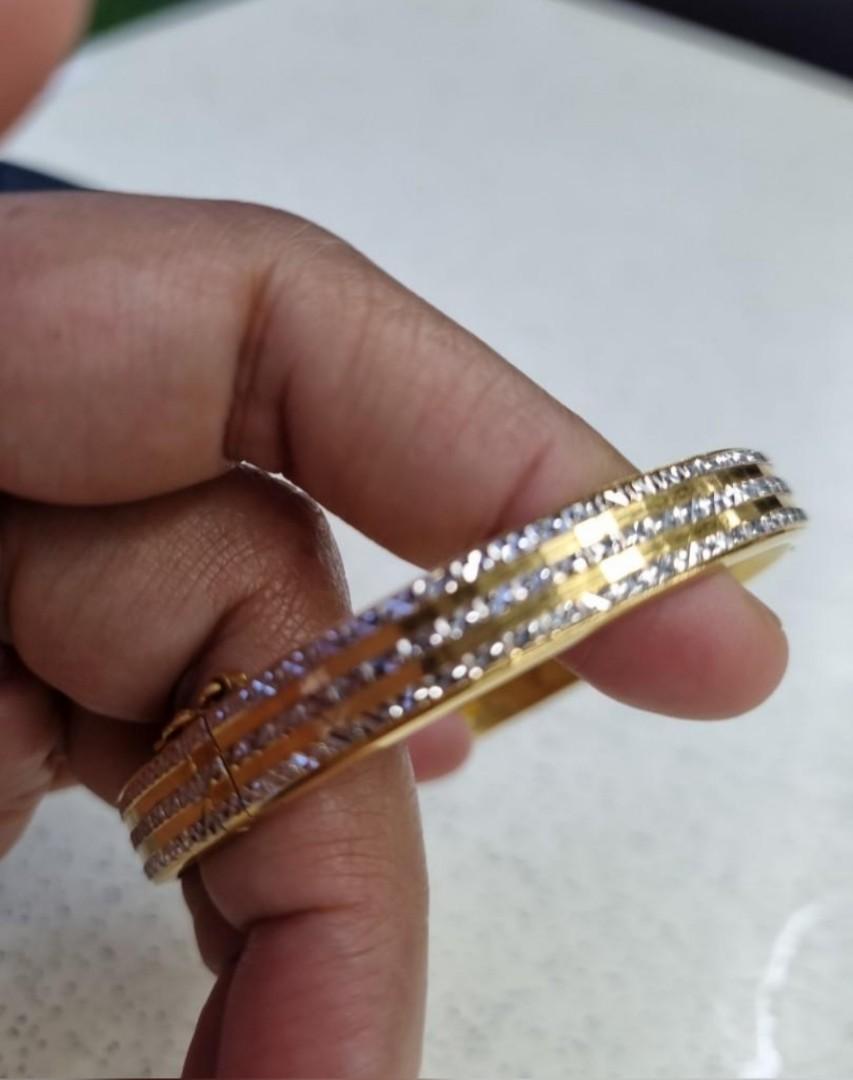 Gold bangle designs 2018 on sale