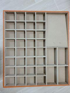 Accessories organiser
