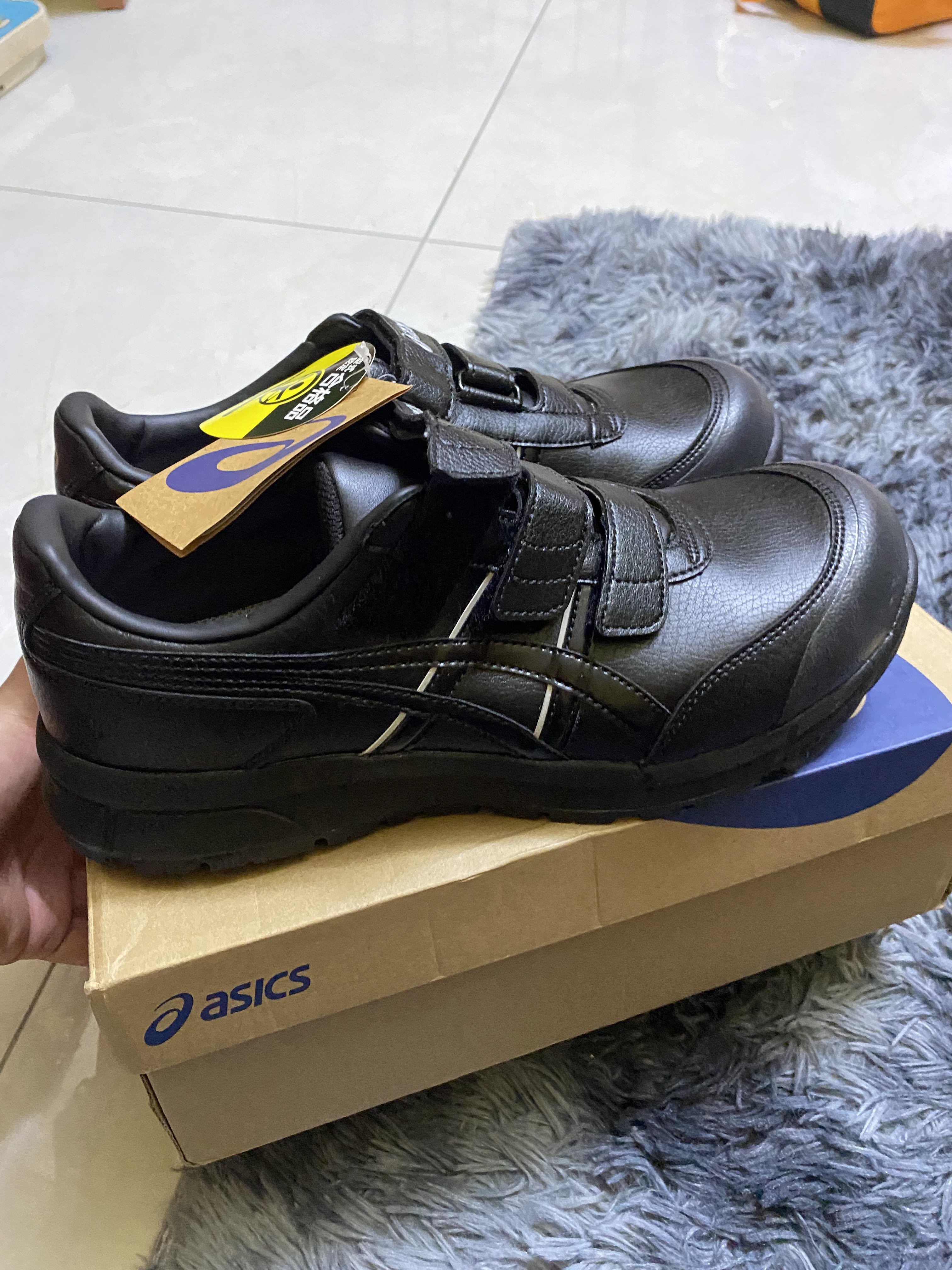 Safety asics hot sale