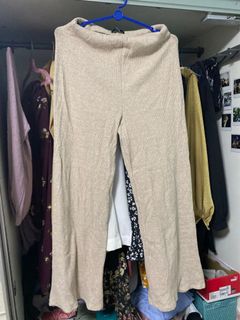 (Category: ) located in . Submitted by tiestoshoppee (Listing ID 1167524856, Image 1). Description: .