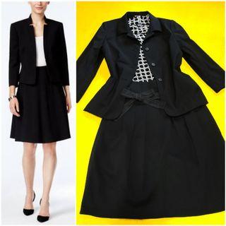 Black 3/4 Sleeves Formal Blazer and Belted & Pleated A-Line Skirt