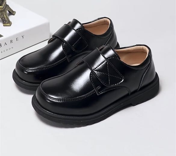 Boys black shop shiny shoes