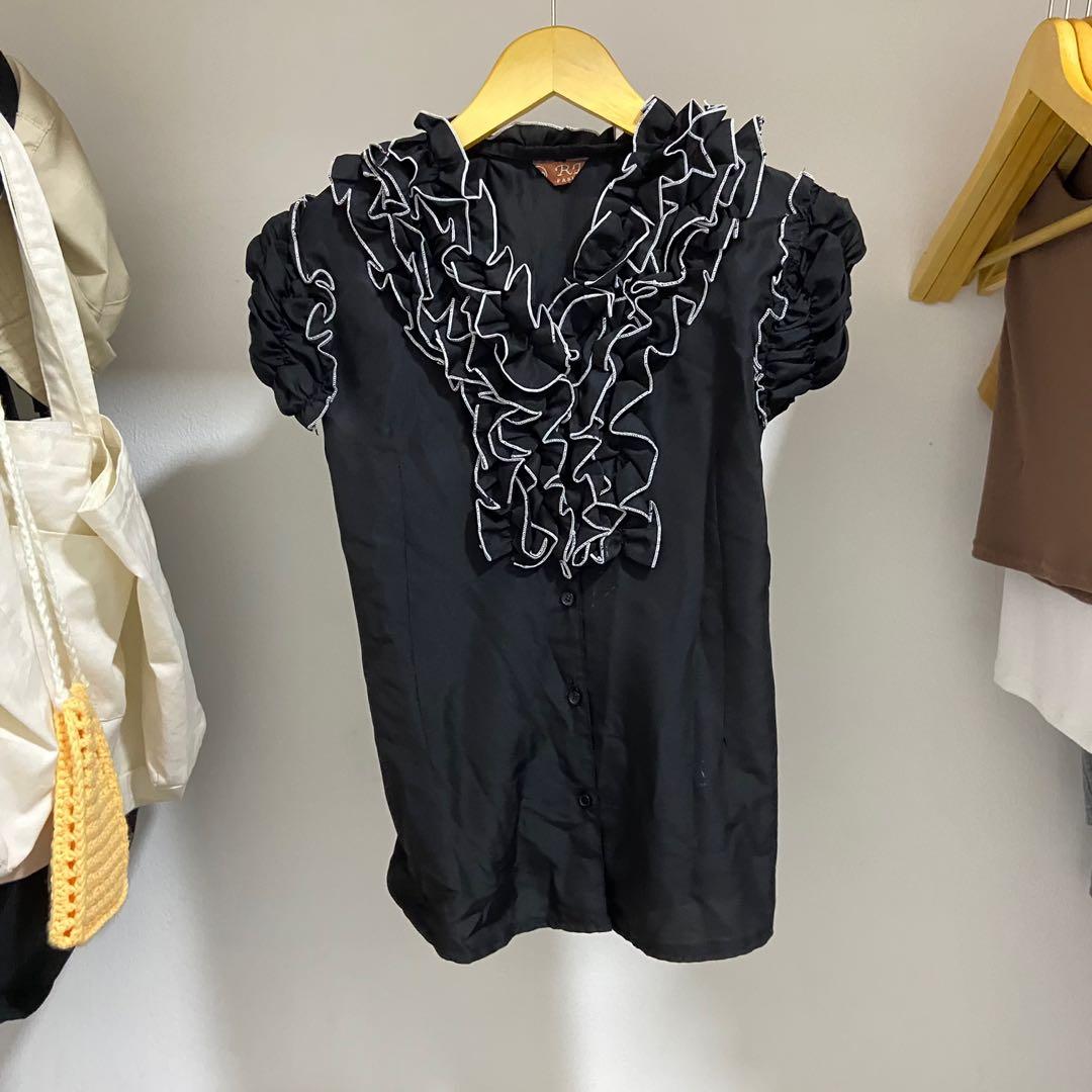 Black Ruffle Top, Fesyen Wanita 
