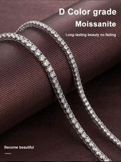 (Category: ) located in . Submitted by shopaholic-anonymous (Listing ID 1055264915, Image 1). Description: .