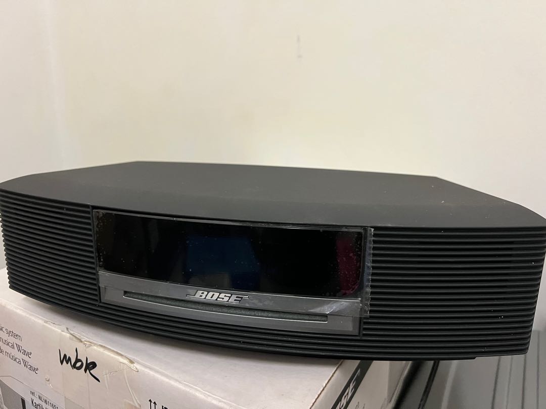 Bose Wave AWRCC7 Radio/CD/Clock, Audio, Portable Music Players on Carousell