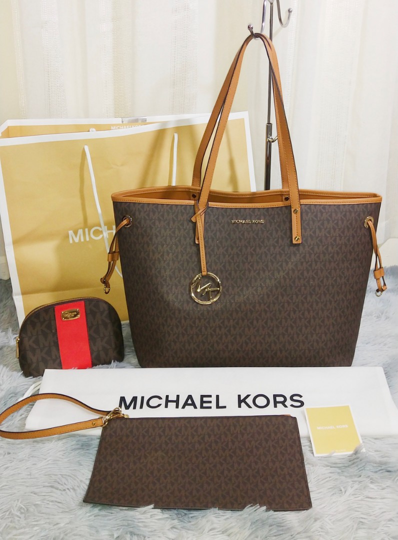 new mk tote