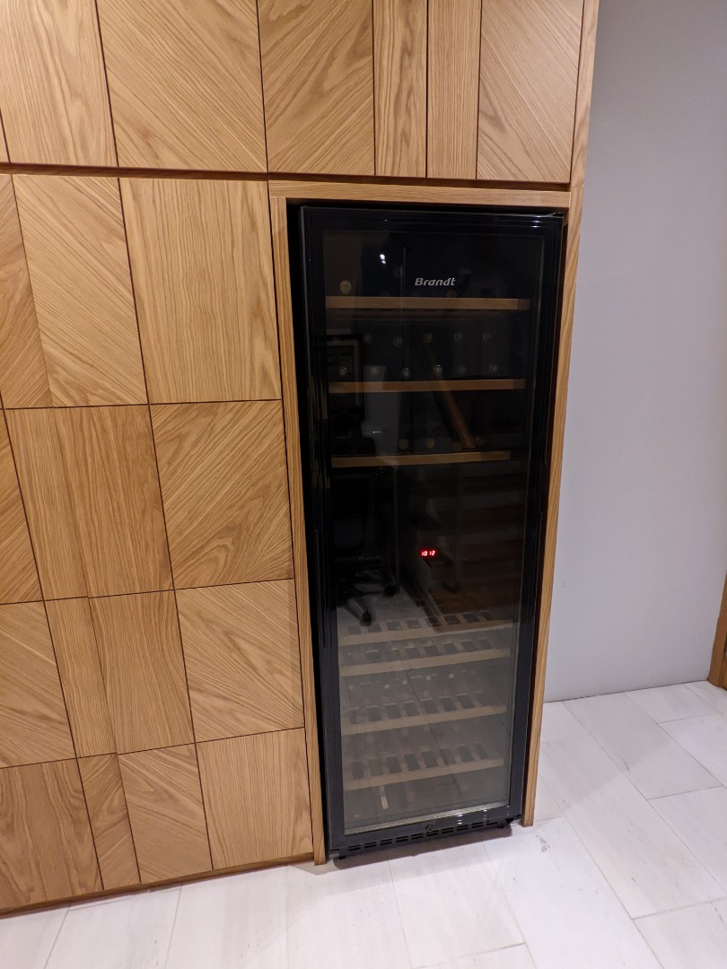 Brandt Wine Chiller CB377V (capacity 153 bottles), TV & Home Appliances