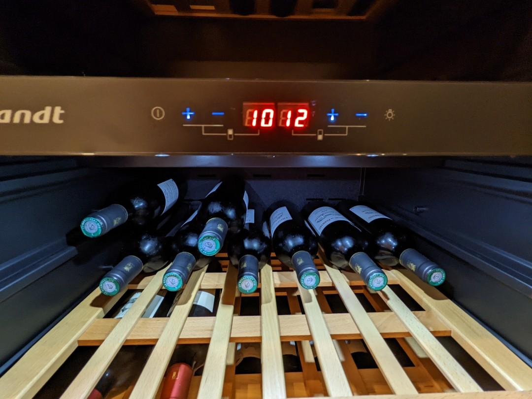 Brandt Wine Chiller CB377V (capacity 153 bottles), TV & Home Appliances