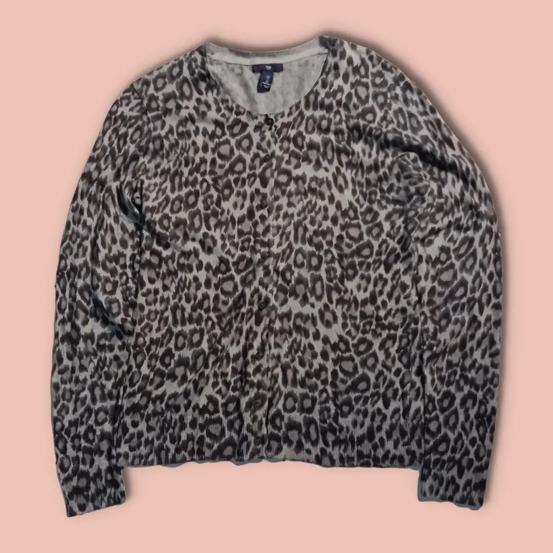 gap leopard sweatshirt