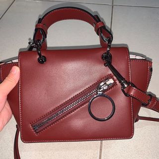 (Category: ) located in . Submitted by preluvxx (Listing ID 1167450108, Image 1). Description: .