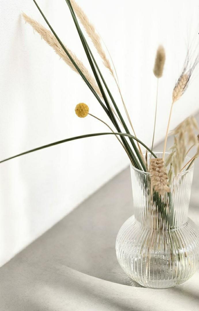 Clear glass Vase, Furniture & Home Living, Home Decor, Other Home Decor