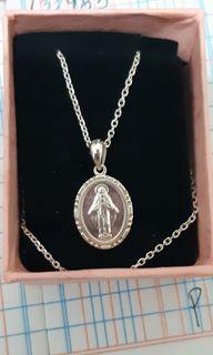 Miraculous medal in silver 16" necklace pendant virgin Mary 


CASH ON DELIVERY ONLY 
BRAND NEW 
FOR SPECIFICATIONS,  TEXT THE NUMBER ABOVE
