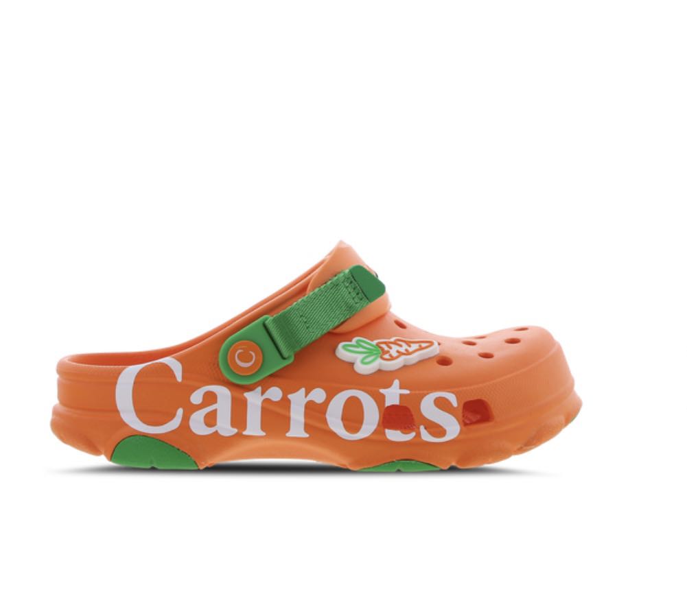 Crocs Carrots X Crocs Clog, Men's Fashion, Footwear, Sneakers on Carousell