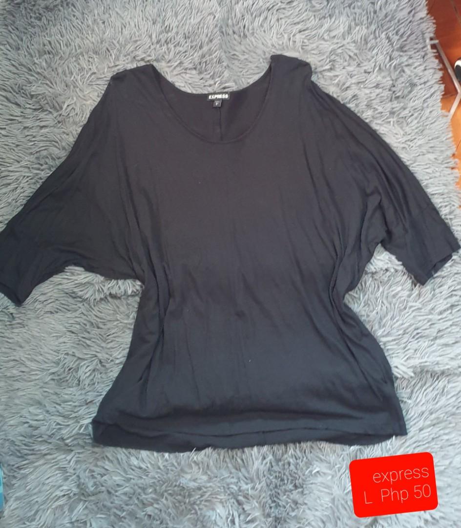 Decluttering (Category: Activewear) located in Manila. Submitted by greatcatch080 (Listing ID 1167508555, Image 3). Description: good deals.