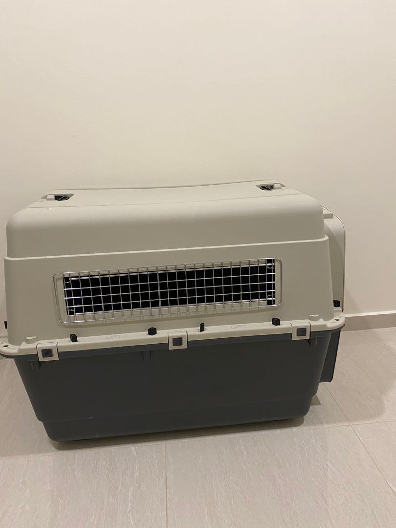 Savic Andes 7 Carrier IATA Dog Crate (Wheels included), Pet Supplies