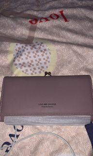 Dompet panjang