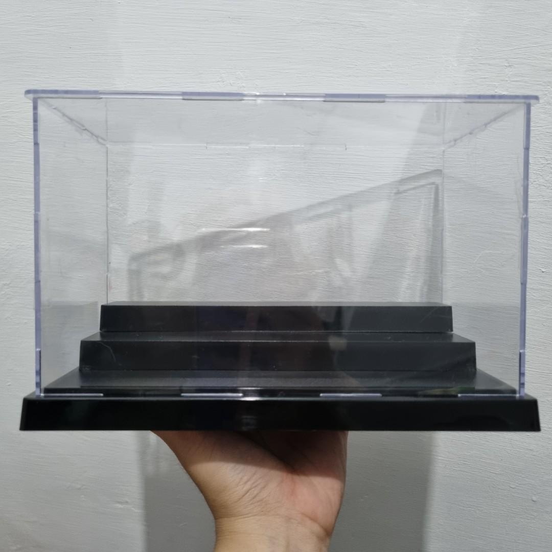 Figure Display Case (Collapsible) (Category: Storage Boxes & Baskets) located in Taguig. Submitted by msdahlia (Listing ID 1167569883, Image 1). Description: 🌼Figure Display Case🌼 ✔️ Size 21x11x13cm ✔️ Used for a while ✔️ No major issue but with minor/barely recognizable scratches ✔️ Collapsible ❌️ Box not included.