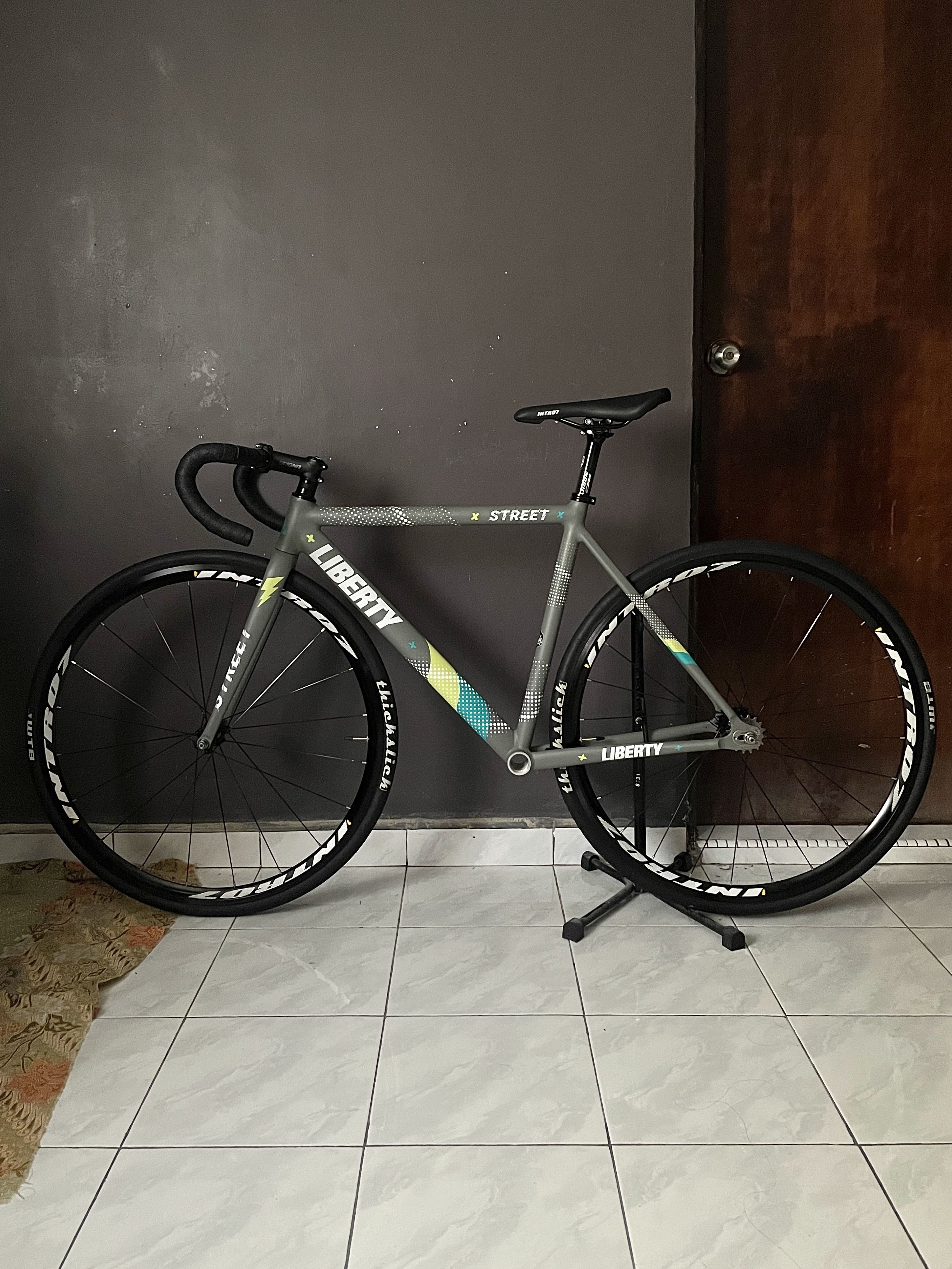 Liberty fixie outlet